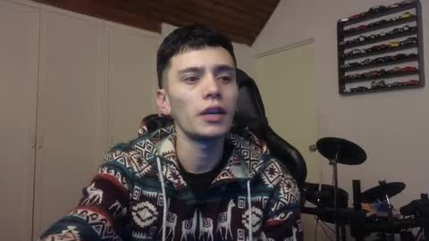 Snapshot of mr_andresr chatting on October 10, 3:55 am Andy online show from October 10, 3:55 am