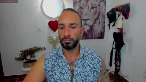 Snapshot of mr_maik22 chatting on February 26, 9:42 am mr_maik22 online show from February 26, 9:42 am