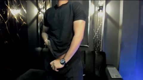 Snapshot of mr_maximo chatting on October 2, 5:55 am mr_maximo online show from October 2, 5:55 am