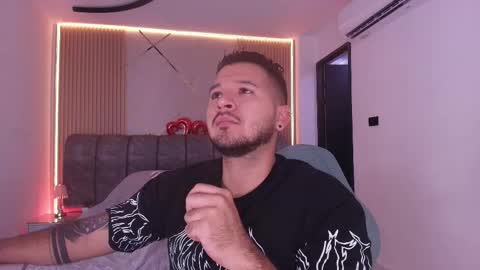 MIKEE online show from February 24, 3:07 am