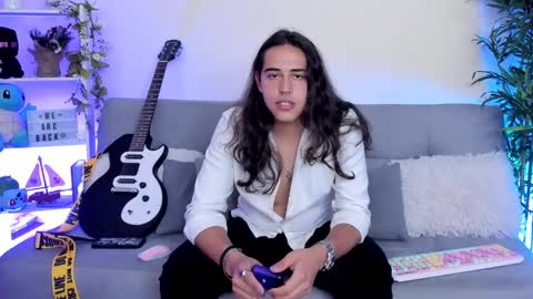 mr_pepper51 online show from March 12, 9:03 pm