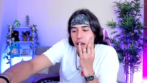 mr_pepper51 online show from March 11, 8:42 pm