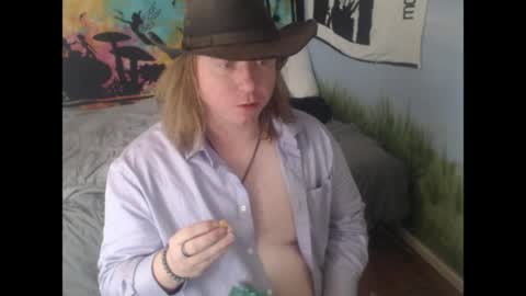 mr_strawberry online show from March 23, 5:52 pm