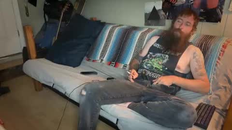 Snapshot of mr_valdor chatting on October 4, 2:05 am Valdor online show from October 4, 2:05 am
