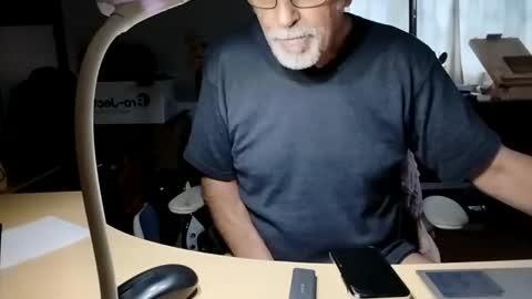 mrcgowler online show from December 22, 10:12 am