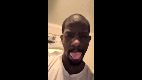 Uglyfineass online show from December 17, 3:58 am