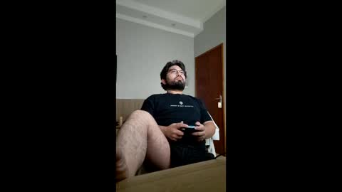 mrhorniee01 online show from February 19, 2:19 am