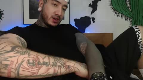 mrmanny__ online show from December 10, 9:11 pm