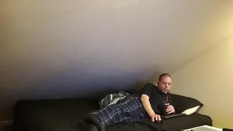 mrxhere online show from December 5, 7:32 pm