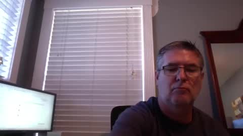 mtbrdr73 online show from December 15, 9:01 pm