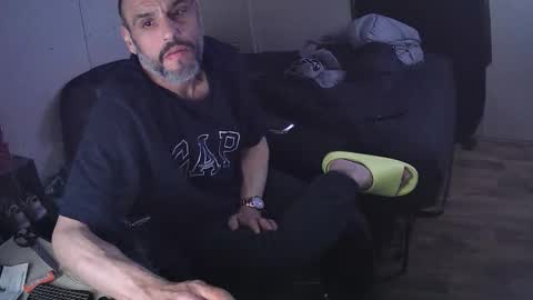 Muffdiver online show from March 2, 5:08 am