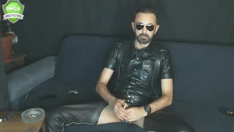 Snapshot of muratturkei chatting on December 12, 8:10 pm MasterBros online show from December 12, 8:10 pm