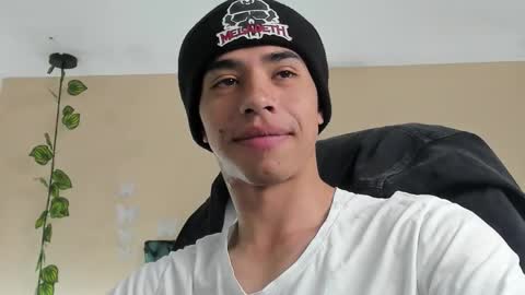 muscle scott online show from October 6, 12:21 pm