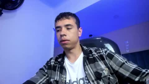 muscle scott online show from February 17, 7:24 pm