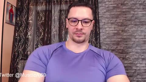 AJ online show from January 24, 4:28 pm