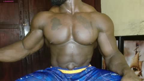 musclegod23 online show from February 20, 2:52 pm