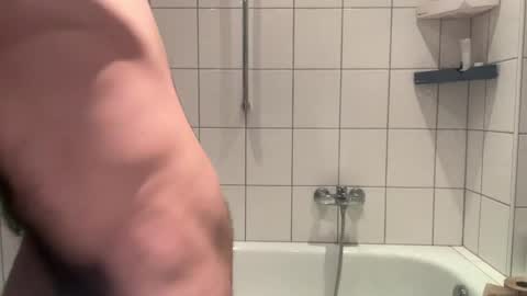 musclehair3 online show from June 24, 10:18 am