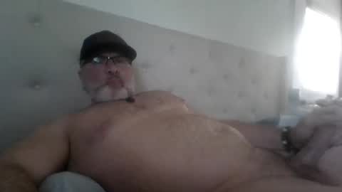 musclemeat41 online show from March 11, 9:15 pm