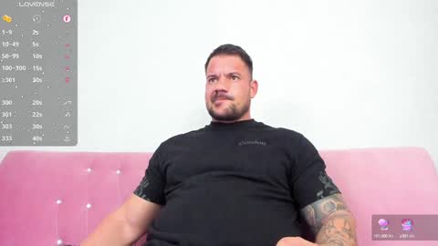 MuscleMonster31 online show from December 7, 3:25 am