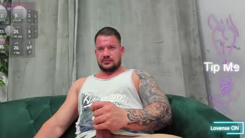 MuscleMonster31 online show from March 9, 10:52 pm