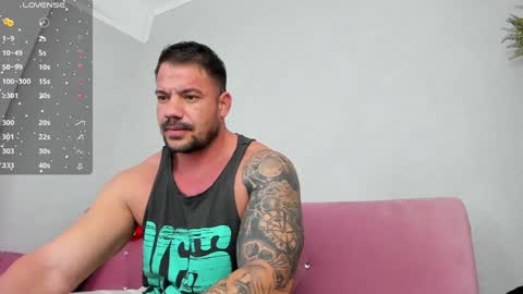 MuscleMonster31 online show from December 8, 7:43 pm