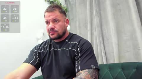 MuscleMonster31 online show from February 24, 5:43 am