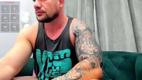 MuscleMonster31 online show from February 20, 1:36 am