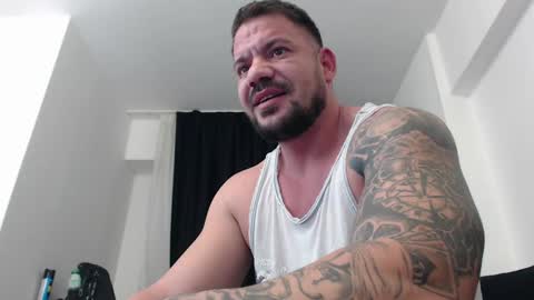 MuscleMonster31 online show from December 3, 1:17 am