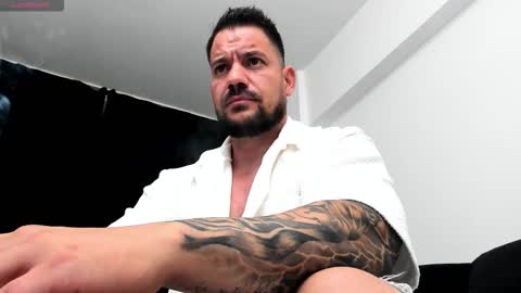 MuscleMonster31 online show from October 6, 11:42 pm