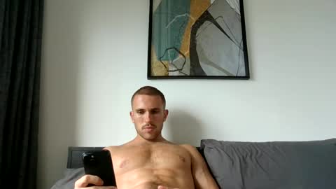 muscleshow00 online show from July 8, 9:35 am