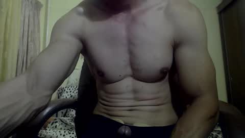 Snapshot of musculargod chatting on September 16, 8:20 pm SexyMuscled online show from September 16, 8:20 pm