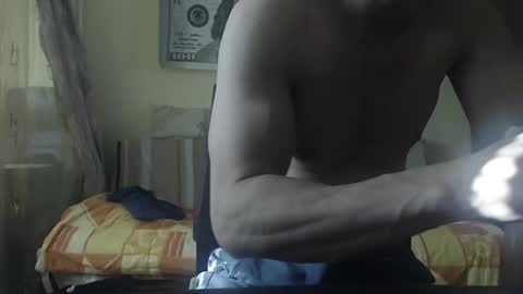 Snapshot of musculargod chatting on January 23, 9:18 am SexyMuscled online show from January 23, 9:18 am