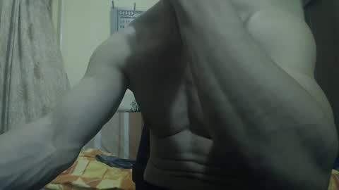 Snapshot of musculargod chatting on January 13, 10:24 pm SexyMuscled online show from January 13, 10:24 pm