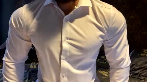 Snapshot of muscularjuggler chatting on September 24, 2:55 am muscularjuggler online show from September 24, 2:55 am