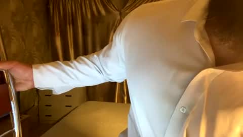 muscularjuggler online show from June 30, 4:19 pm