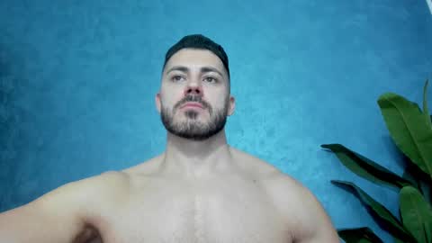 muscularmaster onlyfans online show from February 11, 11:12 pm