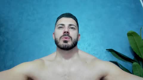 muscularmaster onlyfans online show from February 14, 10:48 pm