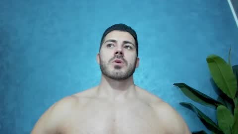 muscularmaster onlyfans online show from December 12, 11:14 pm