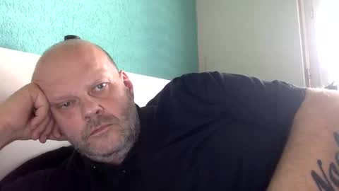 Mutin online show from February 18, 2:26 pm