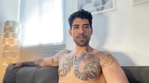 Myke esthetic online show from March 30, 2:51 pm