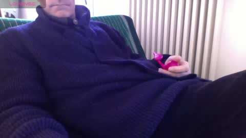 Bi sexy guy lovense hush is on private is open or password show tip if you like. online show from January 13, 10:25 am