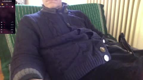 Bi sexy guy lovense hush is on private is open or password show tip if you like. online show from December 25, 8:40 am