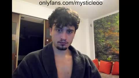 Mystic Leo online show from December 26, 2:59 pm