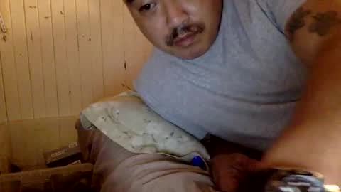 str8 dom alphaAsian Daddy type. sorry not bi or  curious but i dont judgediscrimenate. online show from February 25, 7:31 am