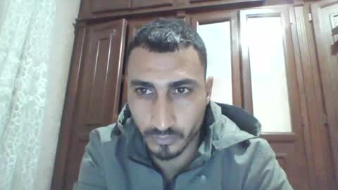 Snapshot of nadirff16 chatting on February 7, 2:15 pm V online show from February 7, 2:15 pm