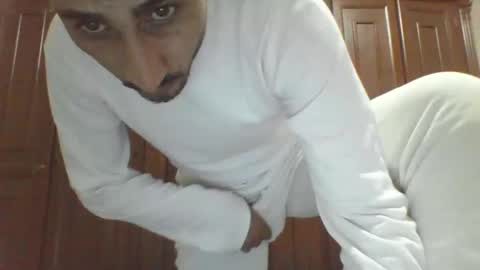 Snapshot of nadirff16 chatting on December 15, 2:27 pm V online show from December 15, 2:27 pm