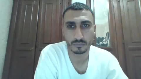 Snapshot of nadirff16 chatting on December 18, 12:40 pm V online show from December 18, 12:40 pm