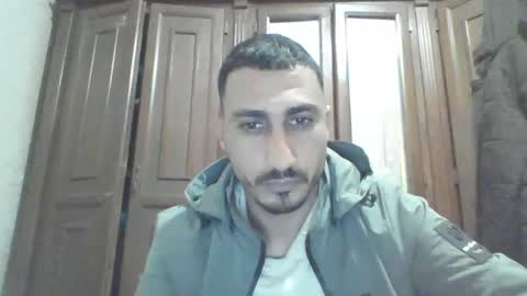 Snapshot of nadirff16 chatting on February 13, 1:05 pm V online show from February 13, 1:05 pm