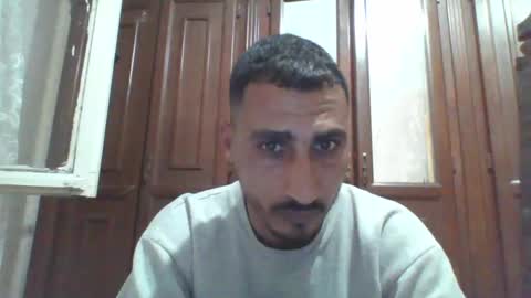 Snapshot of nadirff16 chatting on February 24, 3:42 pm V online show from February 24, 3:42 pm