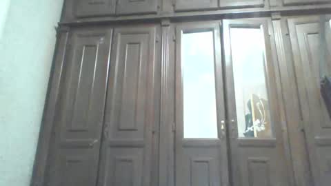 Snapshot of nadirff16 chatting on January 12, 11:50 am V online show from January 12, 11:50 am